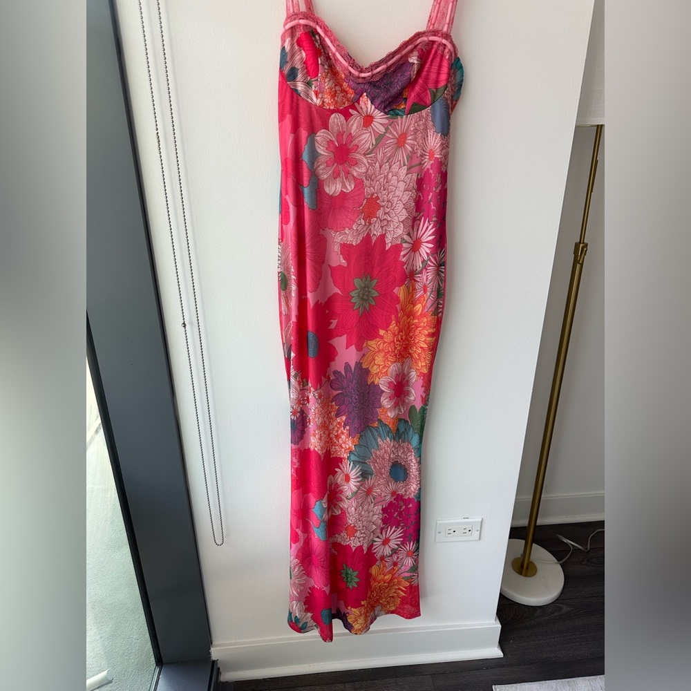 Selfie Leslie Girl Power Lace Strap Maxi Dress Pink